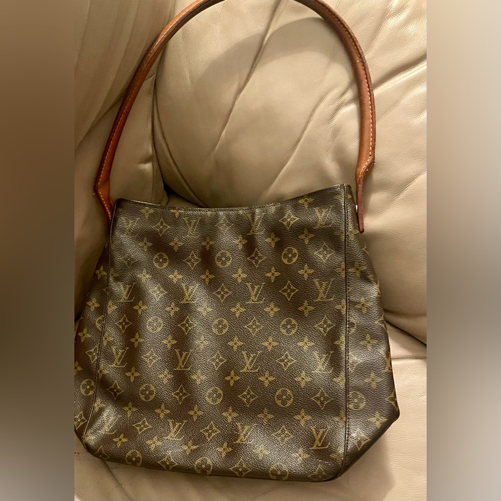Louis Vuitton GM Looping Bag